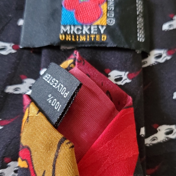 DONALD DUCK & ROVER BOY Mens Tie - Picture 3 of 3